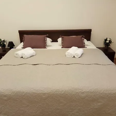 Romance Rooms&apartments بيت ضيافة